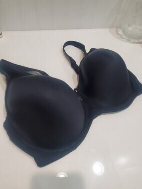 Wacoal Basic Beauty Underwire Bra size 38D